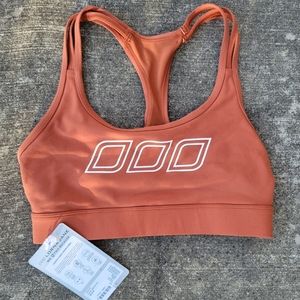 Brand New Lorna Jane Sports Bra Size Medium Orange